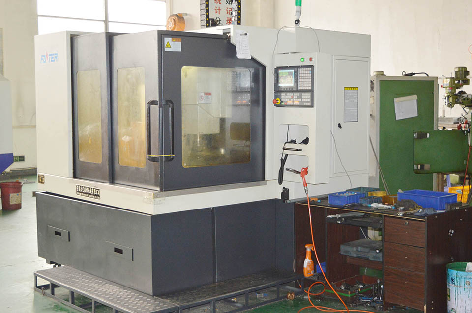 CNC數(shù)控車(chē)床